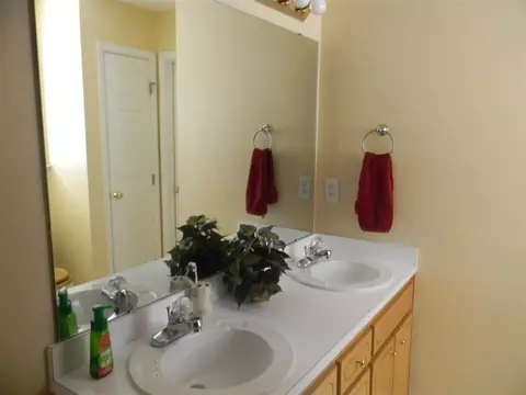 2 Atlantic Ave, Benson, NC 27504 photo 18