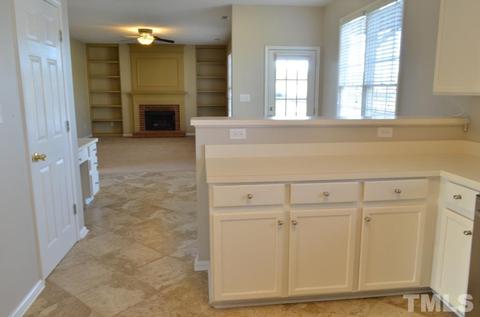 4 Shoreline Cv, Durham, NC 27703 photo 15