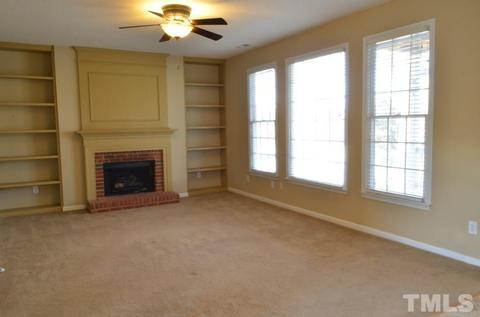 4 Shoreline Cv, Durham, NC 27703 photo 10