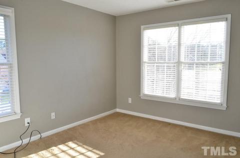 4 Shoreline Cv, Durham, NC 27703 photo 18