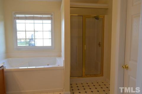 4 Shoreline Cv, Durham, NC 27703 photo 22