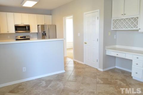 4 Shoreline Cv, Durham, NC 27703 photo 12