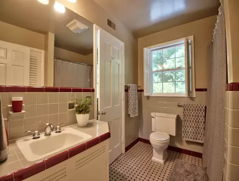 23 Beverly Dr, Durham, NC 27707 photo 15