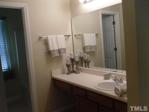 3408 Redgate Dr, Durham, NC 27703 photo 9