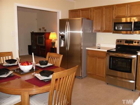 3408 Redgate Dr, Durham, NC 27703 photo 3