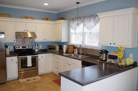 1002 Grassview Ct, Apex, NC 27502 photo 9