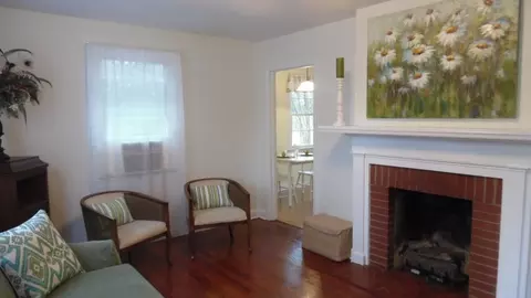 116 Byrum St, Cary, NC 27511 photo 2