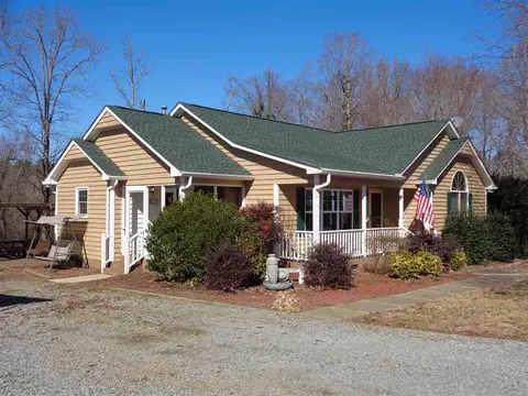 1048 Olive Dr, Garner, NC 27529 photo 4