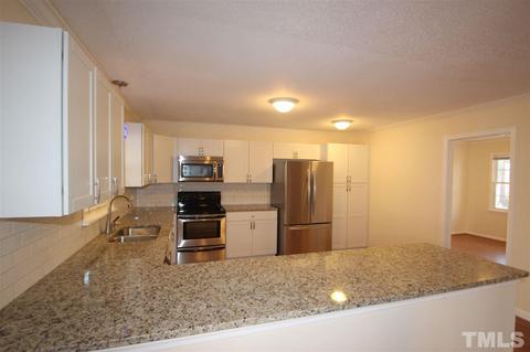907 Torredge Rd, Durham, NC 27712 photo 3