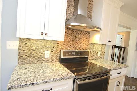8255 Raleigh Rd, Benson, NC 27504 photo 8