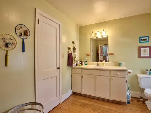 300 Gresham Ave, Durham, NC 27704 photo 17