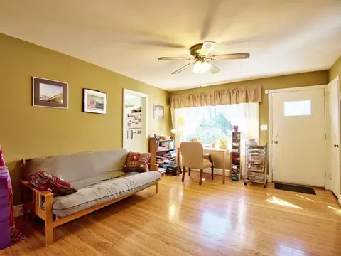 300 Gresham Ave, Durham, NC 27704 photo 3