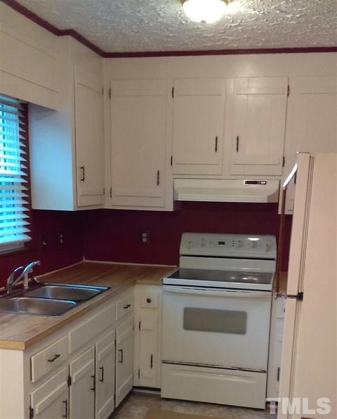 605 Karen Dr, Willow Spring, NC 27592 photo 3