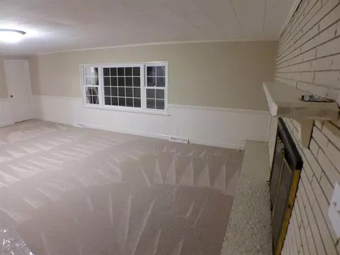 202 E Holmes St, Benson, NC 27504 photo 5