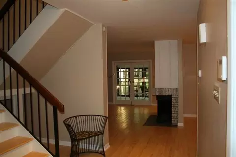 4100 Five Oaks Dr #9, Durham, NC 27707 photo 2