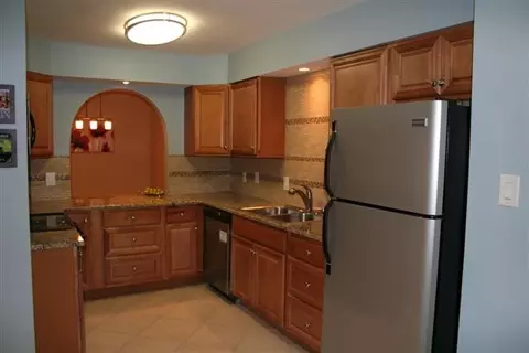 4100 Five Oaks Dr #9, Durham, NC 27707 photo 3
