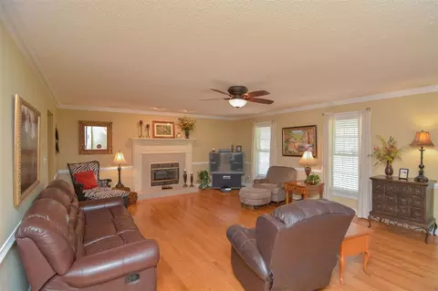 150 Beth Ln, Smithfield, NC 27577 photo 5