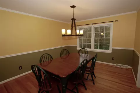 3306 Mesa Ct, Raleigh, NC 27607 photo 6
