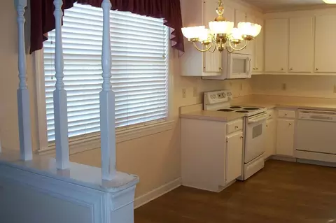 306 E Duke St, Dunn, NC 28334 photo 5