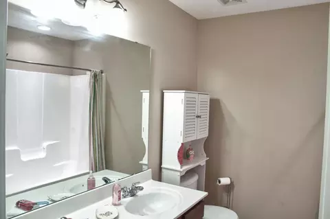 402 Glenview Ln, Durham, NC 27703 photo 22