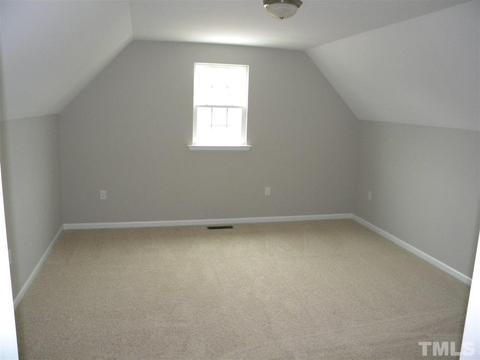 633 Hiddenbrook Dr, Durham, NC 27703 photo 13