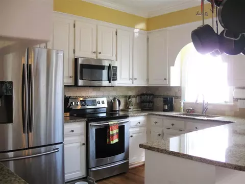 100 Custer Trl, Cary, NC 27513 photo 6