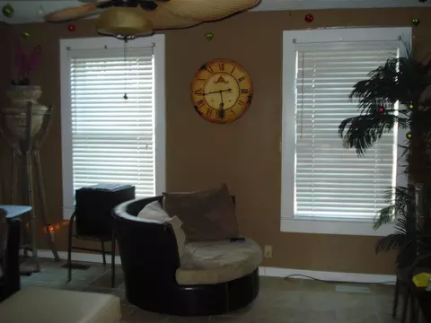 105 N 12th St, Erwin, NC 28339 photo 3