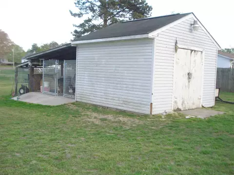 105 N 12th St, Erwin, NC 28339 photo 11