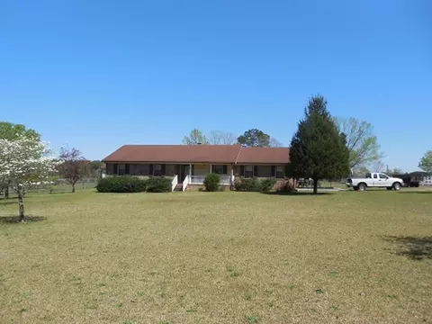 109 Williams Rd, Coats, NC 27521 photo 1