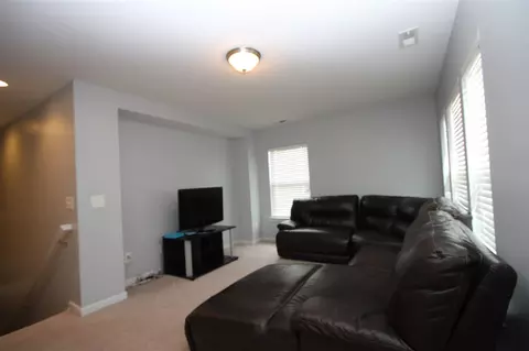 725 Champlain Ct, Cary, NC 27519 photo 13