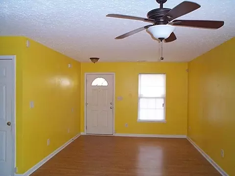 1508 Great Bend Dr, Durham, NC 27703 photo 6