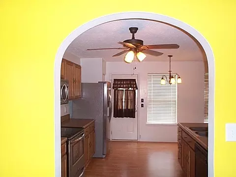 1508 Great Bend Dr, Durham, NC 27703 photo 8