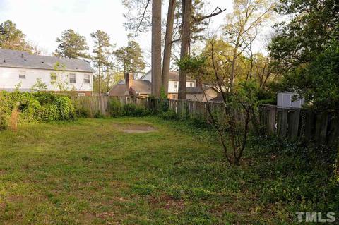 3012 Oldham Ct, Raleigh, NC 27604 photo 4