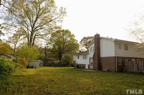 3012 Oldham Ct, Raleigh, NC 27604 photo 3