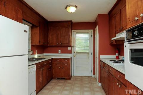 3012 Oldham Ct, Raleigh, NC 27604 photo 5