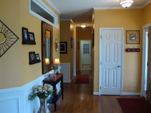 1012 Hadrian Dr, Garner, NC 27529 photo 3