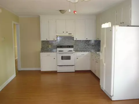 145 Bennett Rd, Coats, NC 27521 photo 2