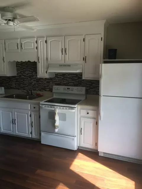 102 Sunset Dr, Dunn, NC 28334 photo 4