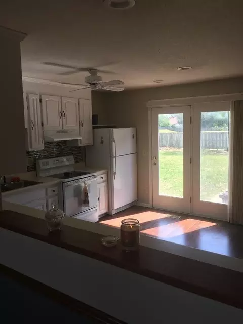 102 Sunset Dr, Dunn, NC 28334 photo 3