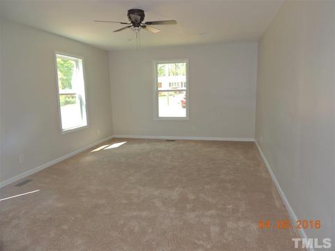 1906 Leonard Dr, Durham, NC 27703 photo 2