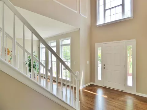 211 Tecumseh Ct, Raleigh, NC 27607 photo 3