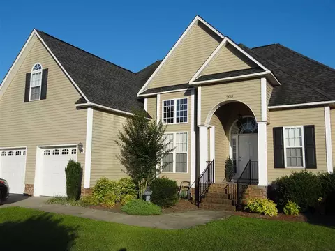 908 Willow Leaf Ct, Dunn, NC 28334 photo 2
