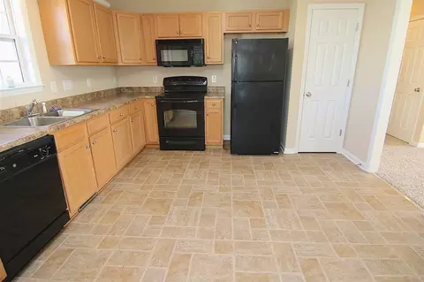 303 Tralee Dr, Smithfield, NC 27577 photo 8