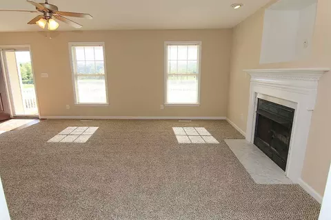 303 Tralee Dr, Smithfield, NC 27577 photo 5