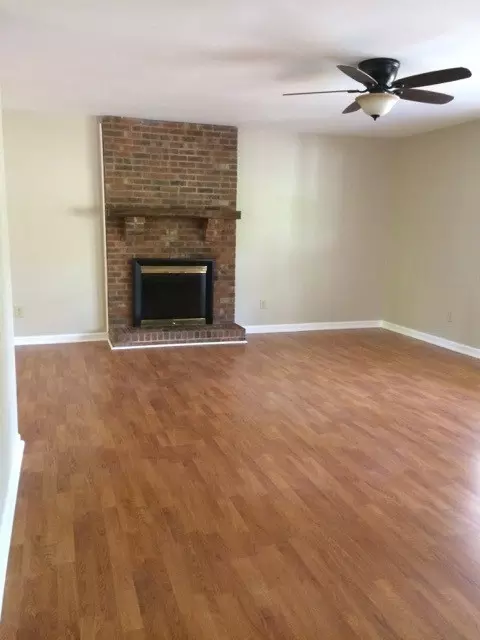 918 Valetta Rd, Durham, NC 27712 photo 9