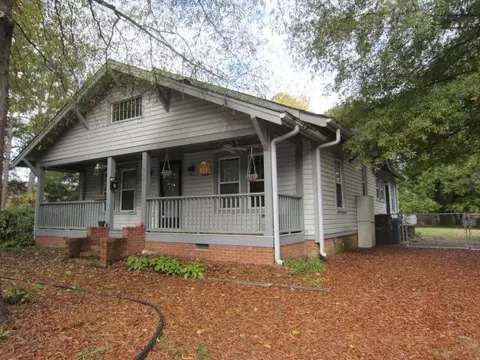 716 Crosby Rd, Durham, NC 27704 photo 2
