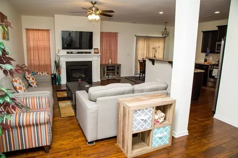 3015 September Dr, Durham, NC 27703 photo 3