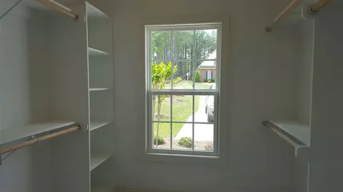 132 Crescent Dr, Dunn, NC 28334 photo 9