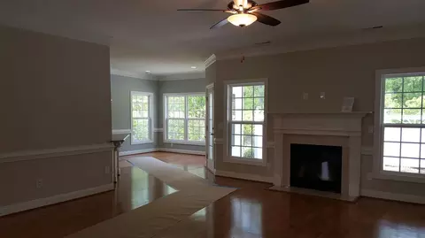 132 Crescent Dr, Dunn, NC 28334 photo 6