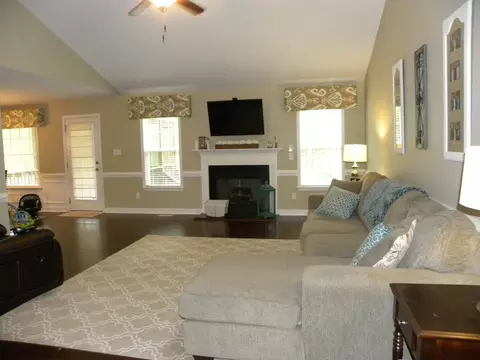 139 Bluestone Dr, Smithfield, NC 27577 photo 9